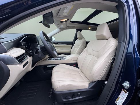 Used 2025 INFINITI QX60 Luxe w/ Vision Package AWD/4WD image 18