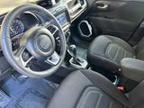 Used 2018 Jeep Renegade Latitude image 4
