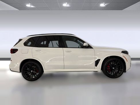 New 2026 BMW X5 xDrive40i w/ M Sport Package image 7