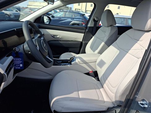 New 2026 Hyundai Tucson SE image 9