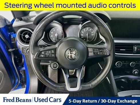 Used 2022 Alfa Romeo Stelvio Veloce AWD/4WD image 14