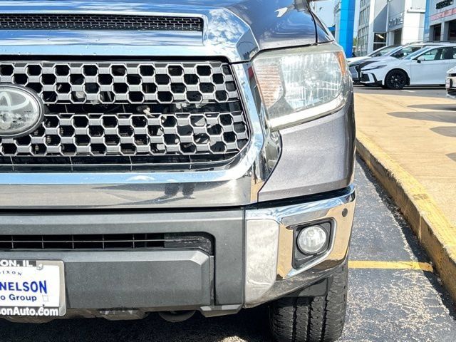 Used 2019 Toyota Tundra SR5 w/ Convenience Package AWD/4WD image 3