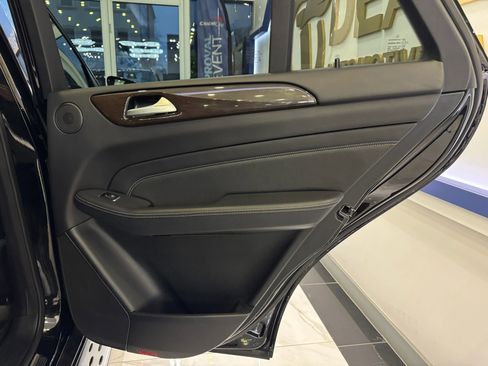 Used 2015 Mercedes-Benz ML 350 ML 350 4MATIC Sport Utility 4D image 26