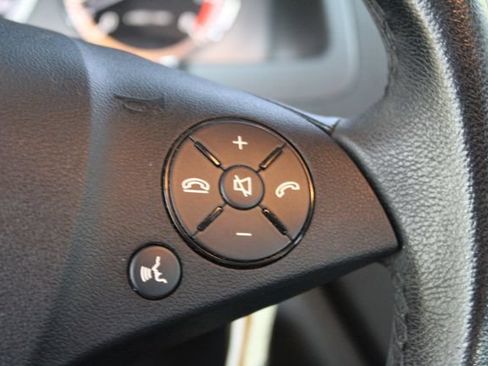 Used 2010 Mercedes-Benz C 300 4MATIC Sedan image 16