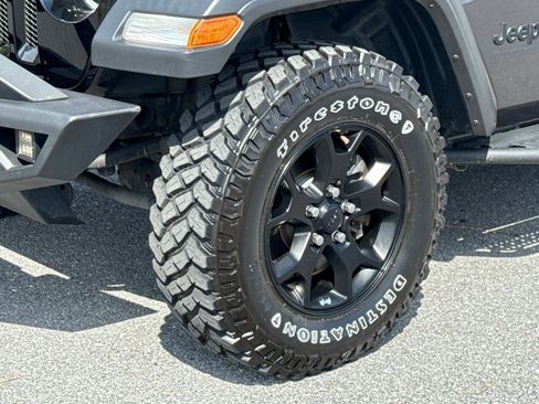 Used 2021 Jeep Wrangler Unlimited Sport image 29