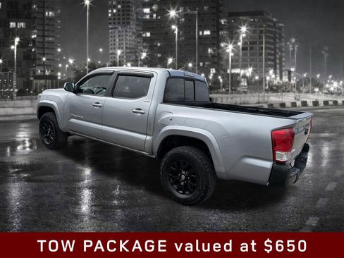 Used 2017 Toyota Tacoma SR5 w/ Tow Package AWD/4WD image 4