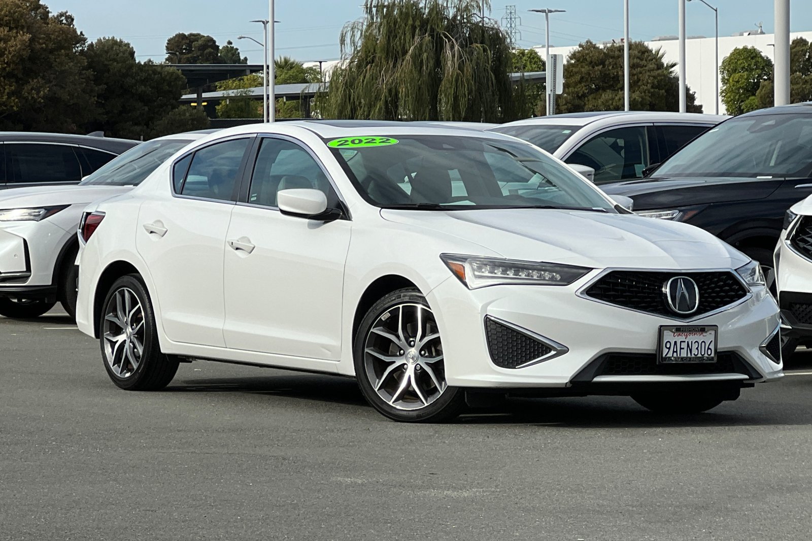 Used 2022 Acura ILX w/ Premium Package FWD image 2
