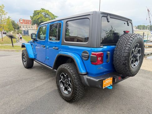 Used 2022 Jeep Wrangler Unlimited Rubicon 4xe w/ Cold Weather Group image 6