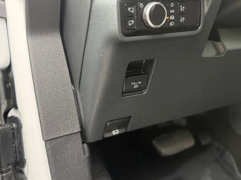Used 2024 Ford Bronco Wildtrak AWD/4WD image 27