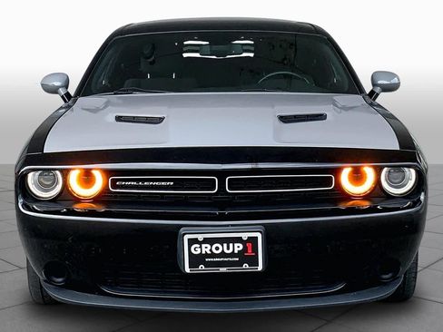 Used 2021 Dodge Challenger SXT RWD image 4