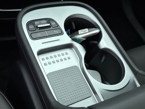 New 2026 Hyundai Ioniq 9 SEL image 26