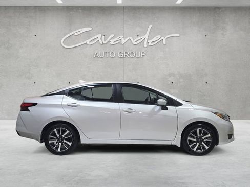 Used 2025 Nissan Versa SV w/ Trunk Package image 17