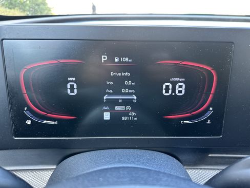 Used 2023 Kia Sportage LX image 17