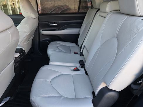 Certified 2026 Toyota Grand Highlander Limited image 10