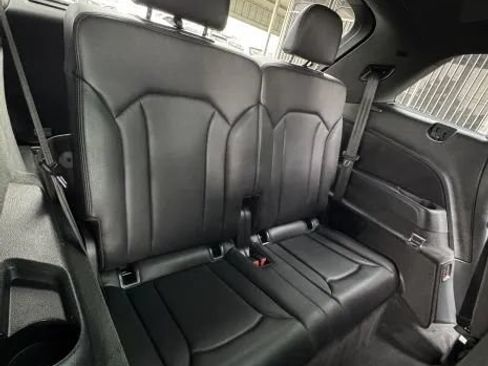 Used 2018 Audi Q7 3.0T Prestige w/ Prestige Package AWD/4WD image 24