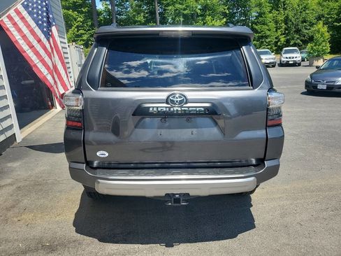 Used 2014 Toyota 4Runner Trail AWD/4WD image 6