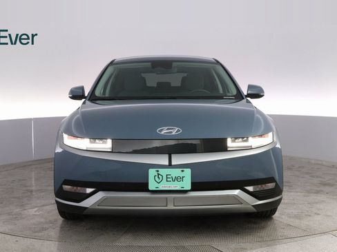 Used 2024 Hyundai Ioniq 5 SEL image 3