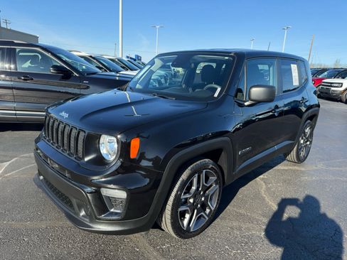 Used 2021 Jeep Renegade Sport image 23