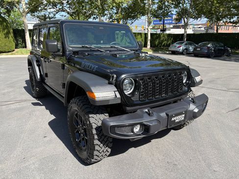 Used 2025 Jeep Wrangler Unlimited Sport S 4xe AWD/4WD image 5