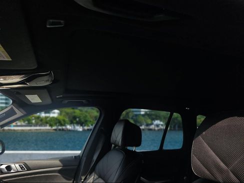 Used 2025 BMW X5 xDrive40i image 23