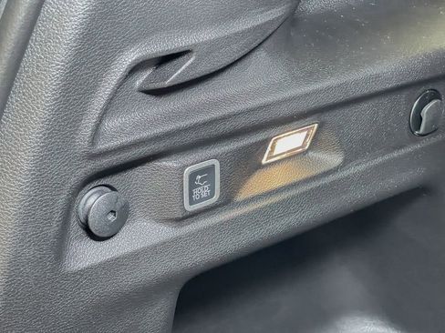 New 2025 Jeep Grand Cherokee L Limited w/ Luxury Tech Group II image 14