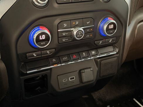 Used 2021 GMC Sierra 1500 SLE AWD/4WD image 43