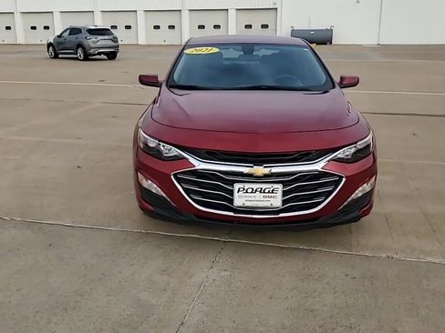 Used 2021 Chevrolet Malibu LT image 3