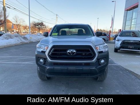 Used 2022 Toyota Tacoma SR image 9