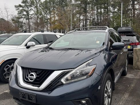 Used 2018 Nissan Murano SL w/ Moonroof Package image 2