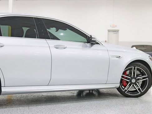 Used 2019 Mercedes-Benz E 63 AMG S image 11