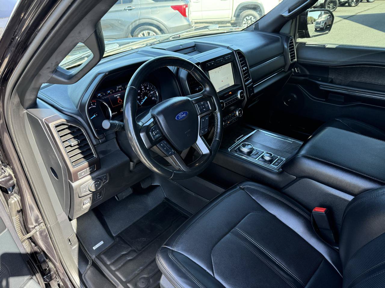 Used 2021 Ford Expedition Limited AWD/4WD image 13