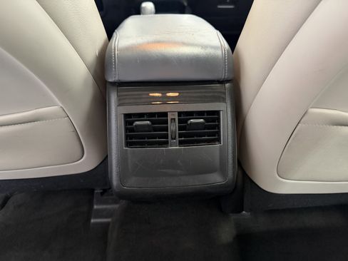 Used 2014 Toyota Avalon XLE Premium FWD image 22