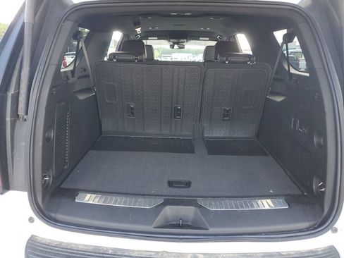 Used 2024 Chevrolet Suburban RST w/ Luxury Package RWD image 32