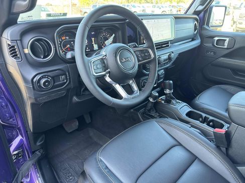 New 2026 Jeep Wrangler Unlimited Sahara image 9