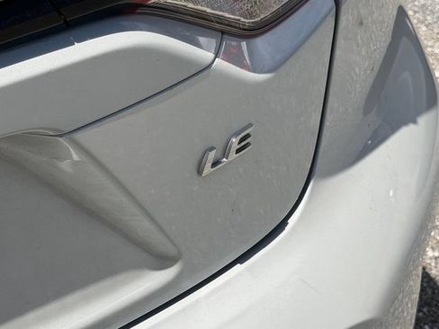 Used 2025 Toyota Corolla LE FWD image 10
