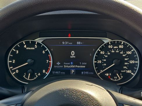 Used 2025 Nissan Altima 2.5 SV FWD image 21