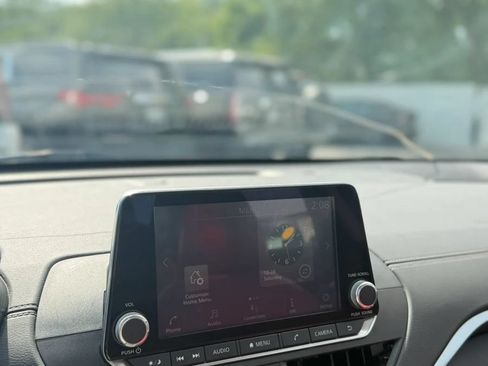 Used 2020 Nissan Altima 2.5 SV AWD/4WD image 25