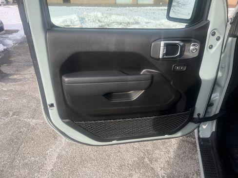 Used 2024 Jeep Wrangler Sport S w/ Convenience Group image 15