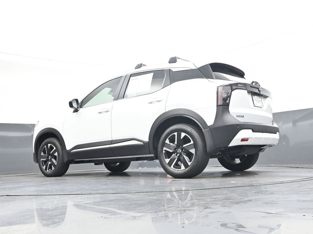 Certified 2026 Nissan Kicks SV w/ Cold Weather Package AWD/4WD image 39