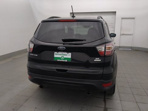Used 2018 Ford Escape SE w/ SE Sport Appearance Package FWD image 7