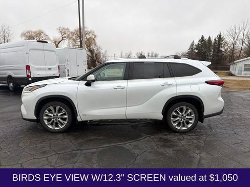 Used 2022 Toyota Highlander Limited image 2