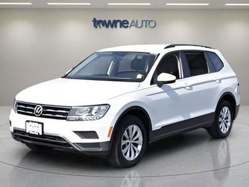 Used 2019 Volkswagen Tiguan S w/ 3rd Row Seat Package image 1