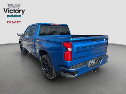 Used 2023 Chevrolet Silverado 1500 RST w/ Convenience Package II image 9