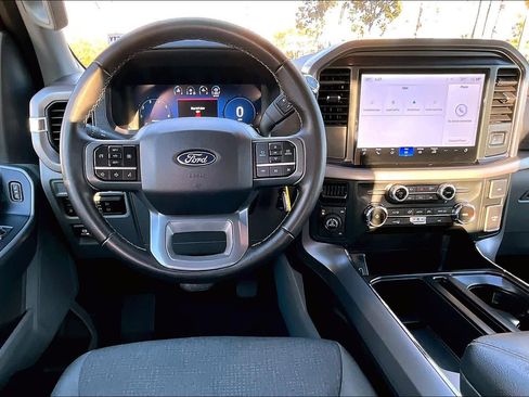 Used 2025 Ford F150 XLT w/ Equipment Group 301A Standard image 5