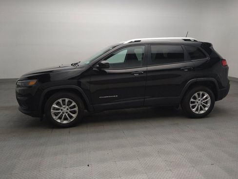 Used 2021 Jeep Cherokee Latitude FWD image 2
