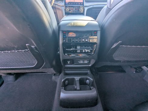 Used 2021 Jeep Grand Cherokee L Overland w/ Advanced Protech Group III image 14