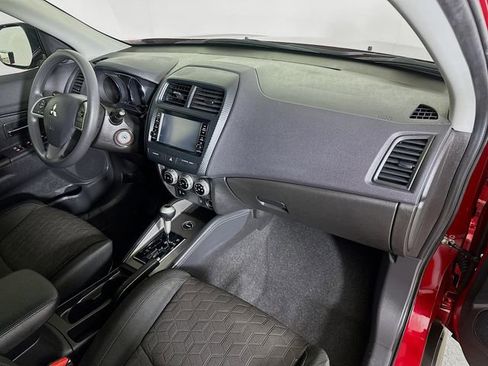 Used 2024 Mitsubishi Outlander Sport ES AWD/4WD image 30