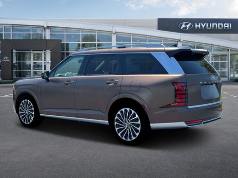 New 2026 Hyundai Palisade Calligraphy FWD image 4