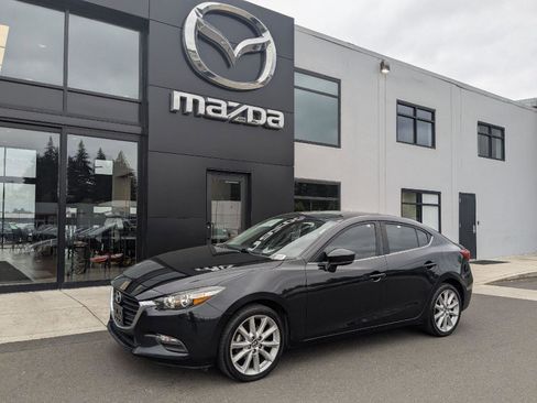 Used 2017 MAZDA MAZDA3 Touring w/ Popular Equipment Package FWD image 1