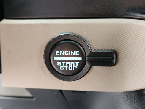 Used 2022 Ford Bronco Wildtrak AWD/4WD image 25